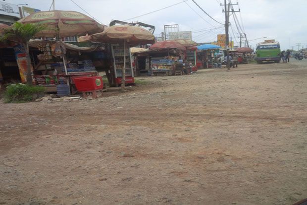 PKL Tolak Rencana Penerapan...