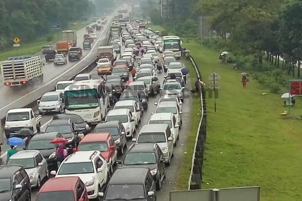 Pemprov Jabar Pastikan...