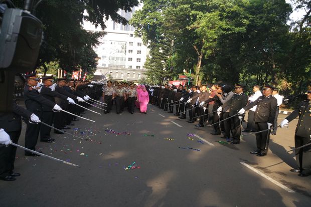 Upacara Pedang Pora...