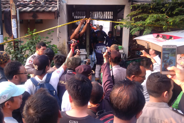 Kebakaran di Bekasi,...