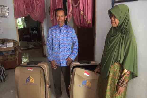 Waduh, Korban First...