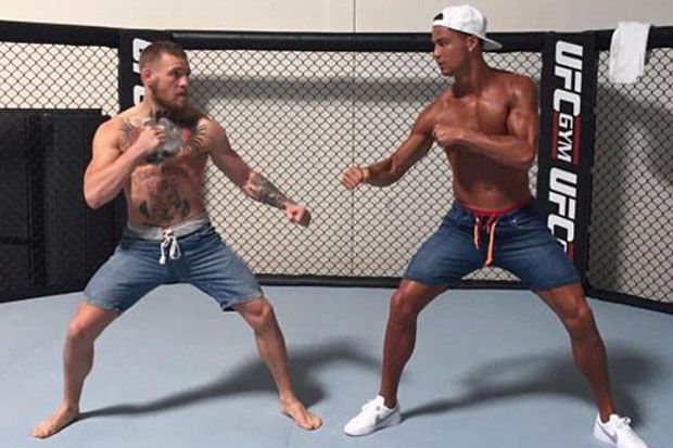 McGregor Siap Salip...