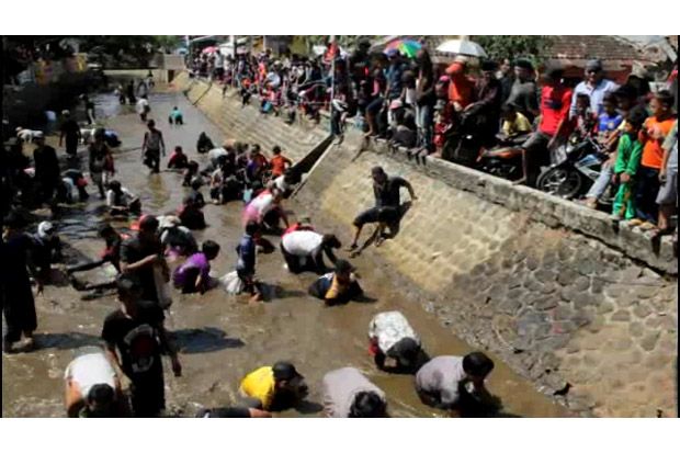Kemeriahan Acara Tangkap...