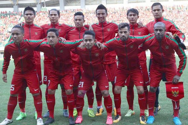 Timnas Berduka, Satu...