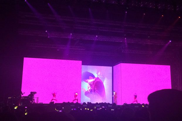 G-Dragon Berikan Kejutan...