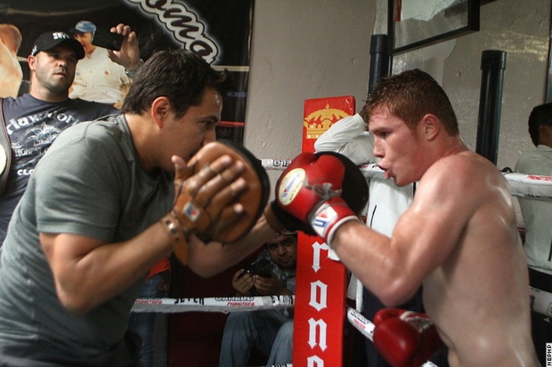 Canelo Akan Beri Golovkin...