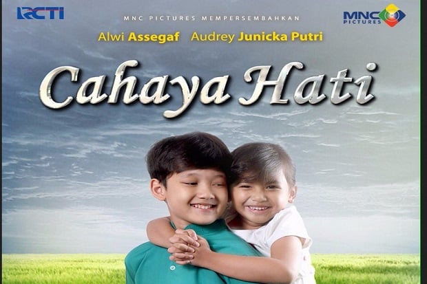 Sinetron Cahaya Hati...