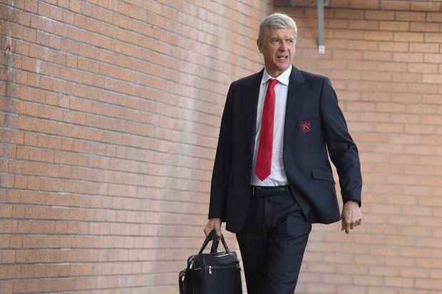 Arsene Wenger Nyaris...