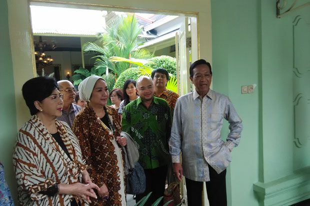 Titiek Puspa Duta Penanaman...