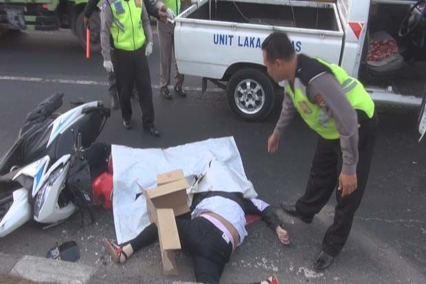Salip Truk dari Kiri...