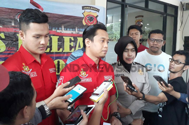 Polisi Terus Cari Keberadaan...