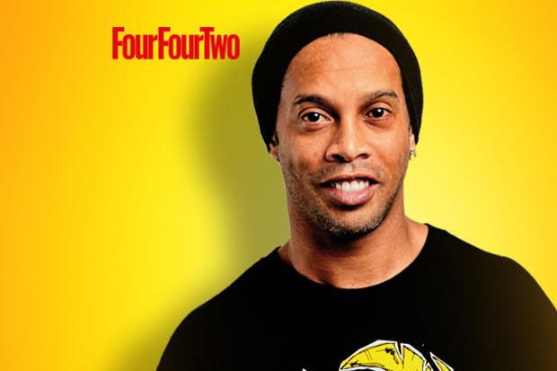 Ronaldinho Yakin Coutinho...
