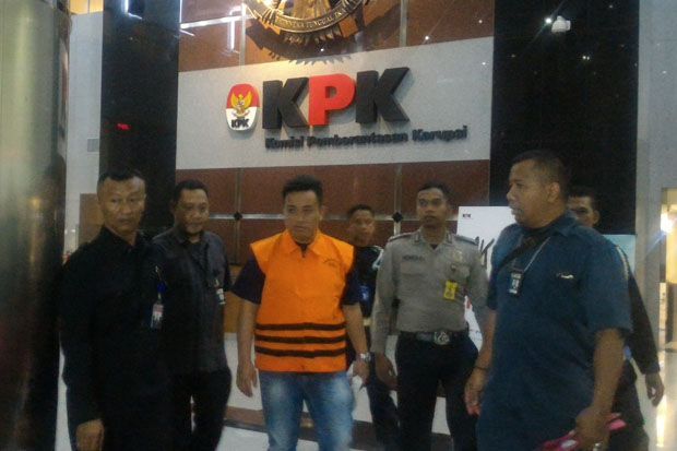 Dugaan Suap, KPK Tahan...