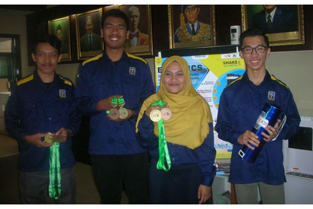Botol Pemanas Air bagi...