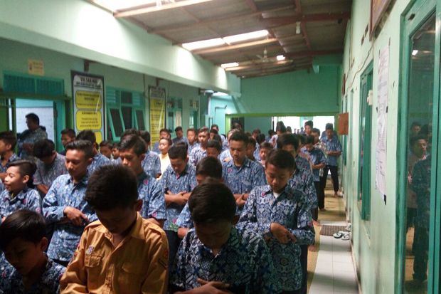 Peduli Rohingya, Siswa...