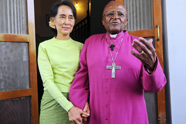 Desmond Tutu Kutuk Suu...