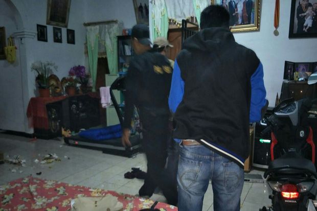 7 Perampok Bersenpi...