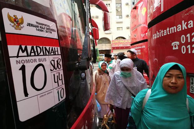 Kloter Perdana Diberangkatkan...