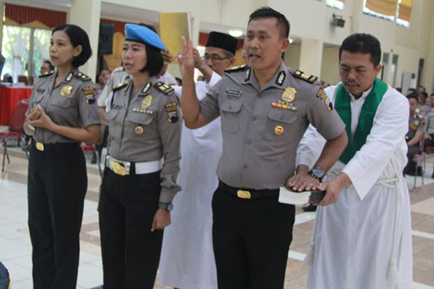Sakralnya Sumpah Panitia...