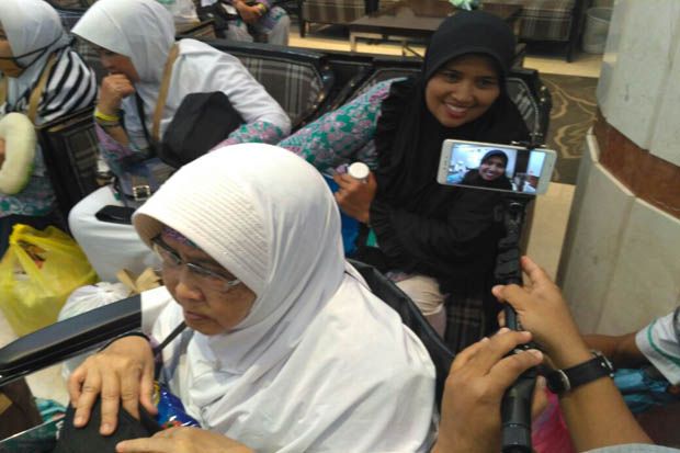 Setia Dampingi Kakak...