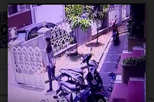 Terekam CCTV, Maling...