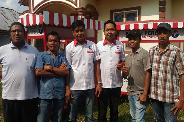 Penerima Gerobak Perindo:...