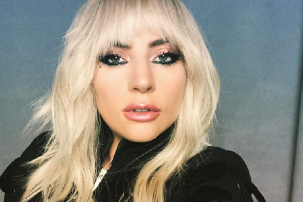 Lady Gaga Menderita...