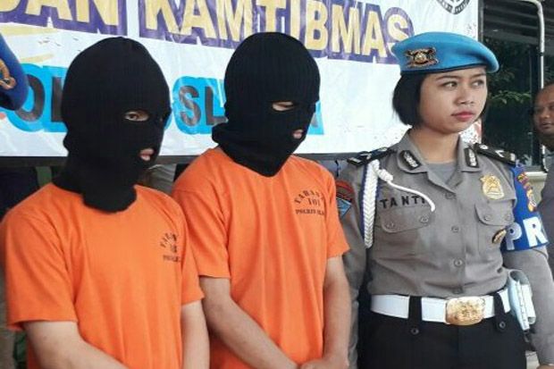 Dua Pelajar SMA Nekat...