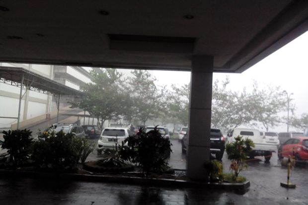 BMKG Ingatkan Hujan...