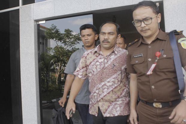 Kejati Kepri Tahan Dua...