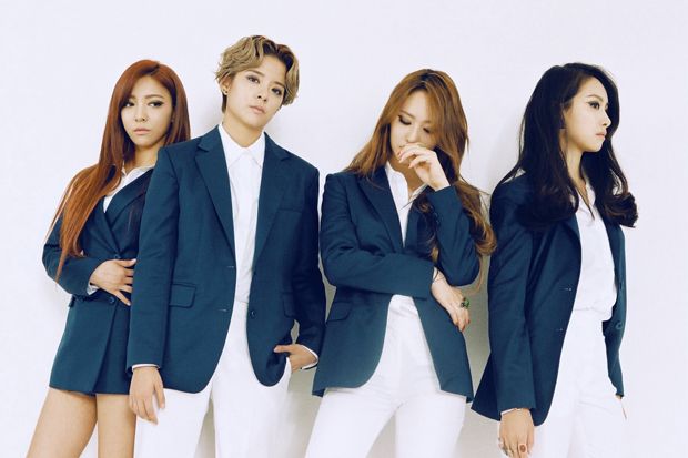 F(X) Persiapkan Album...