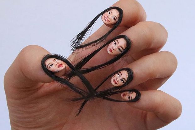 Tren Kuku Berhias Rambut...