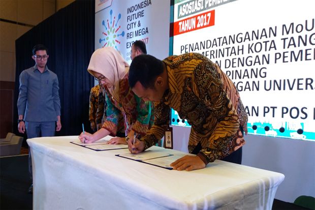 Tingkatkan Layanan Masyarakat,...