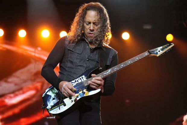 Kirk Hammett Akui Riff...