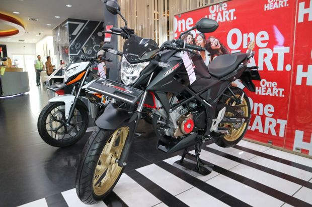 New Honda CB150R StreetFire...