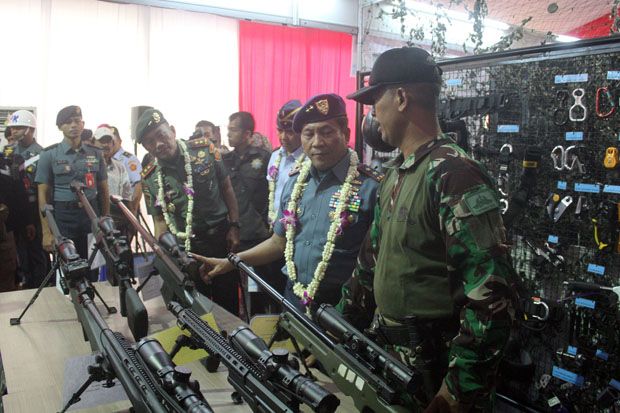 Rayakan HUT ke-72, TNI...