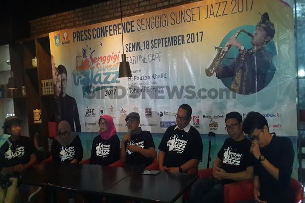 Nikmati Live Konser...
