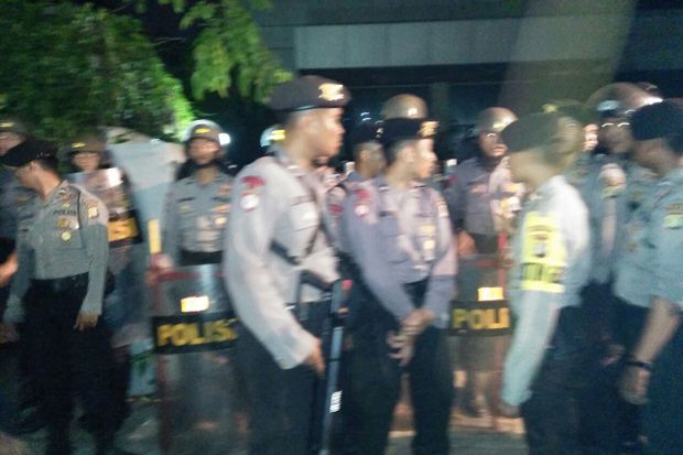 LBH Jakarta-YLBHI Tegaskan...