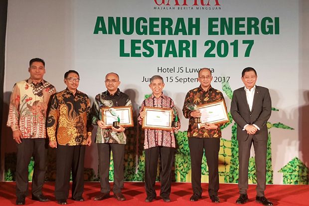 Asian Agri Raih Penghargaan...