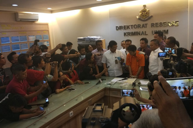 Bunuh Istri Juragan...