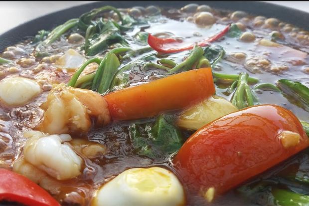 Dermaga Makassar Seafood...