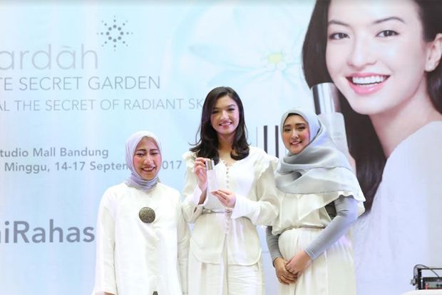 Wardah Hadirkan White...