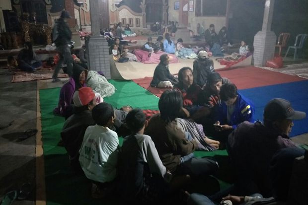Intensitas Gempa Gunung...