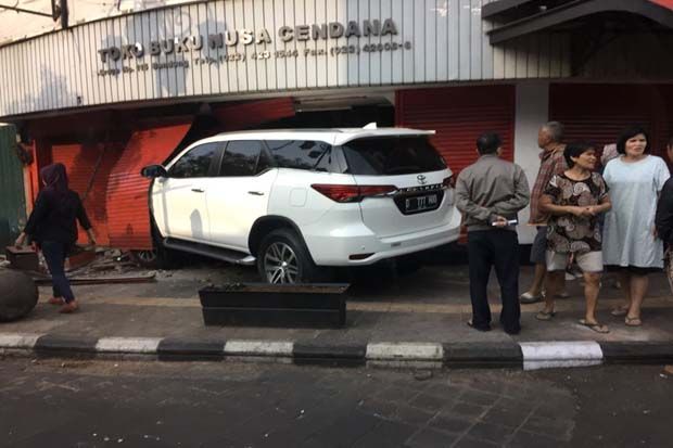 Gara-gara Ngantuk, Fortuner...