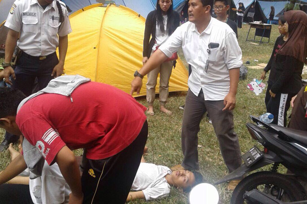 Puluhan Siswa SMPN 184...