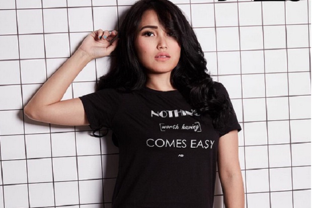 Wow, Ayu Ting Ting Kenakan...