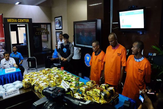 Bea Cukai dan BNN Gagalkan...