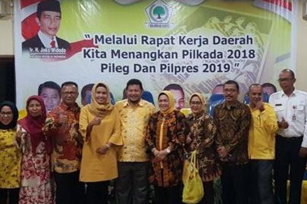 Beredar Foto Sejumlah...