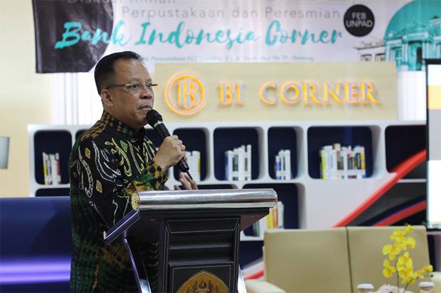 Edukasi Masyarakat,...