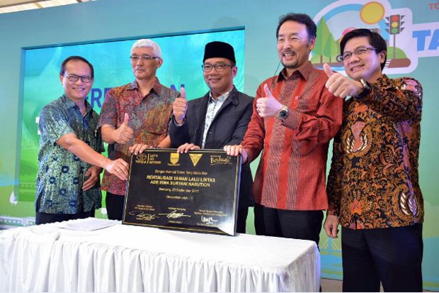 Toyota Resmikan Taman...